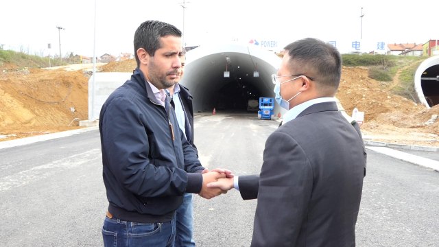 "Nastavkom izgradnje infrastrukture obezbeðujemo Srbiji stabilnu buduænost"