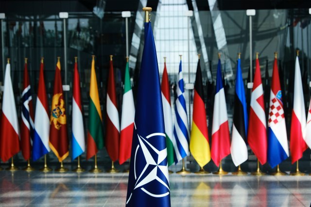 Oštre reèi u Evropskom parlamentu: "Kada je NATO negde doneo mir"