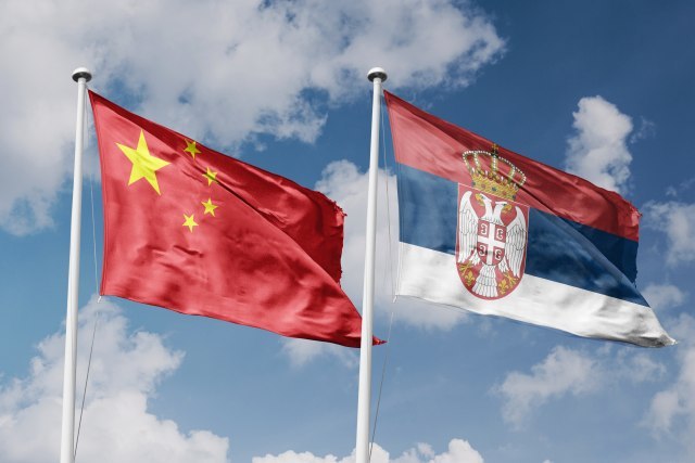 Kina poslala oružje Srbiji; oglasio se Peking