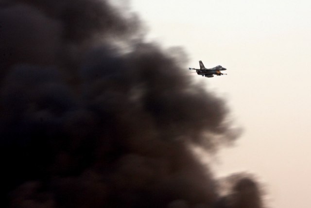 Izrael izveo vazdušni napad na predgraðe Damaska