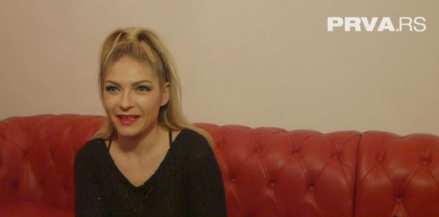 PEVAČICA KRIJE SVOJE PRAVO IME: 