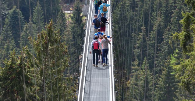 Otvara se najduži pešački viseći most na svetu i nalazi se u Evropi