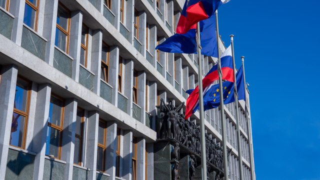 Slovenci danas biraju novi parlament