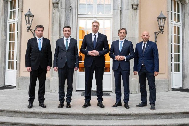 Vučić thanked the German hosts for organizing Belgrade - Priština dialogue PHOTO