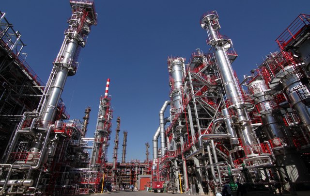 Promenom vlasničke strukture NIS izbegava sankcije EU