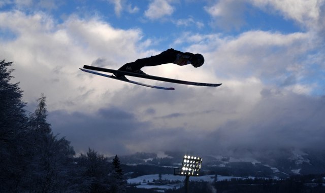 Svetski kup u ski skokovima počinje ranije zbog Mundijala
