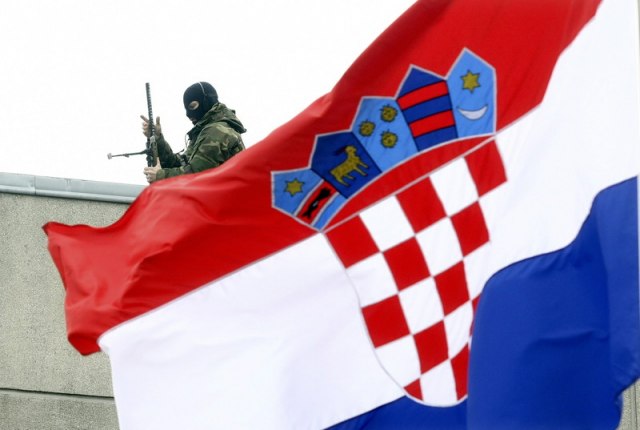 Hrvatska poziva NATO: Potreban jaèi angažman