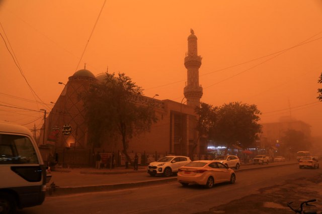 Irak pogodila snažna pešèana oluja FOTO