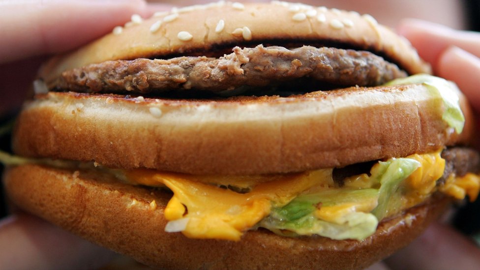 Amerika i hrana: Muškarac tužio Mekdonalds zato što je hamburger manji nego na reklami