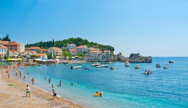 Počela sezona u Crnoj Gori: Više od 15.000 turista u Budvi, najviše iz Ukrajine