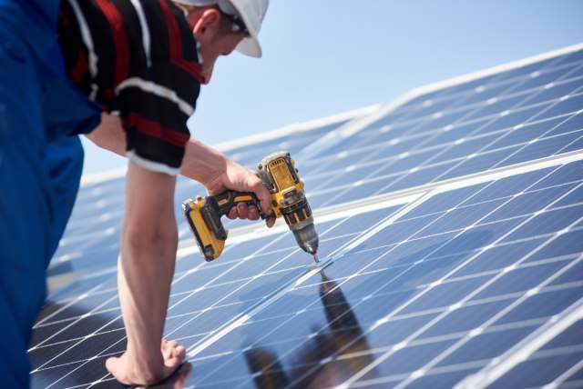 Novi Sad raspisao javni poziv za ugradnju solarnih panela: Evo koji je maksimalni iznos sredstava