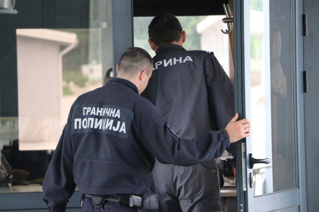 Uhapšen policajac u Prijepolju: Sumnja se da je prevozio drogu
