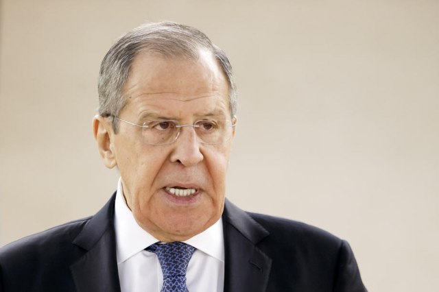 Lavrov: "Zapad mora da odluèi"