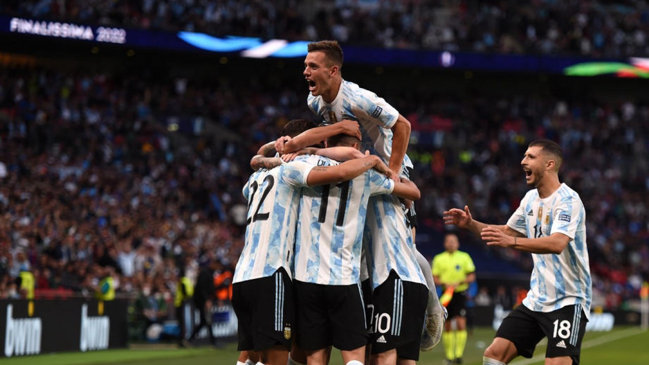 La grande Italia batte Chiellini, l’Argentina alza il trofeo Finalissima VIDEO