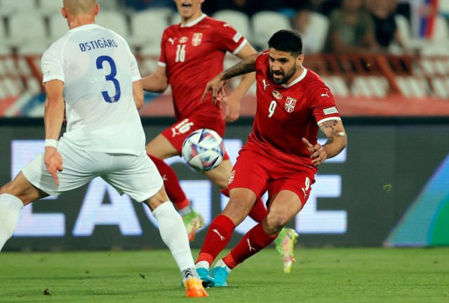 Mitroviæ: Kako god da igramo tribine su prazne