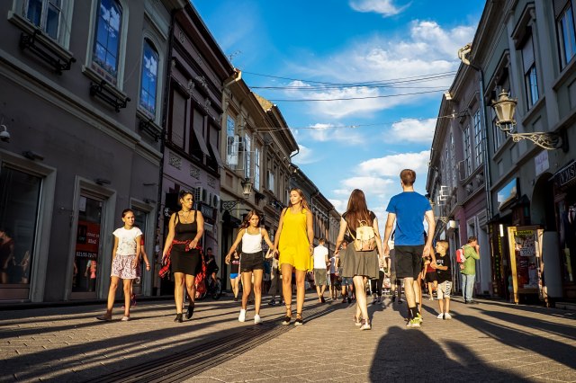 Iz kojih zemalja dolaze turisti koji posećuju Novi Sad?