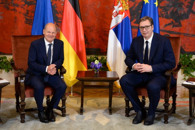The meeting between Vučić and Scholz started; 