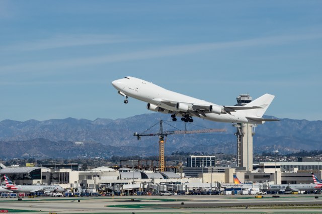 Tenzije na aerodromu – zaplenjen avion