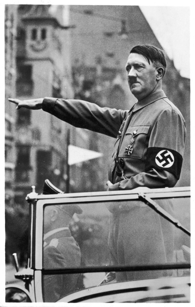 Istoričari o Hitleru; 