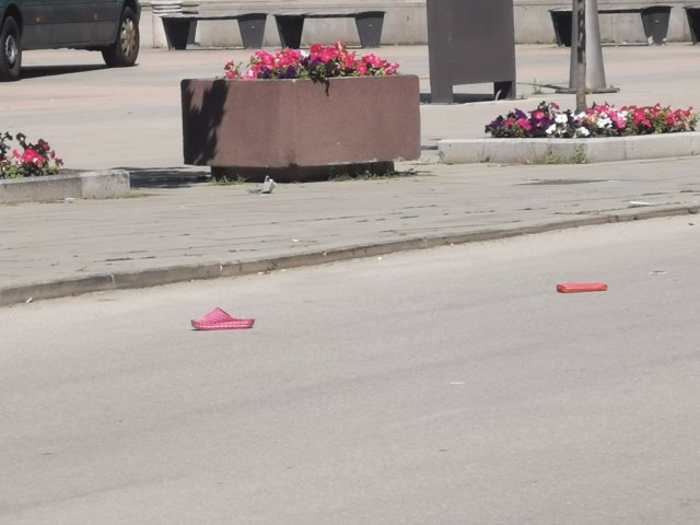 Tragedija u centru Čačka: Vozač udario ženu na pešačkom prelazu, preminula od težine povreda FOTO
