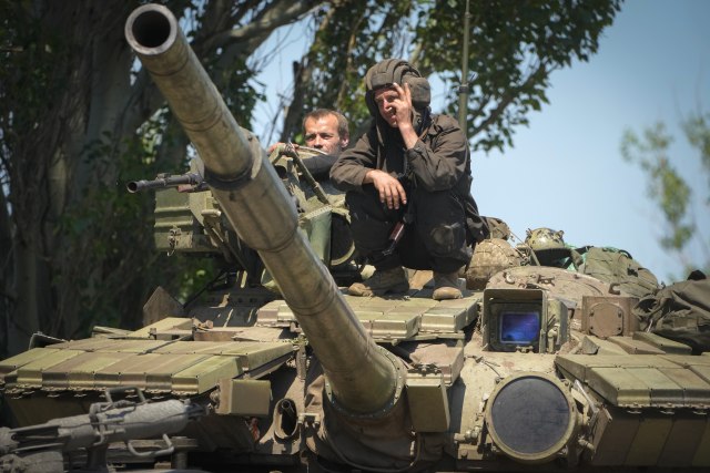 "Rat u Ukrajini igra èekanja"