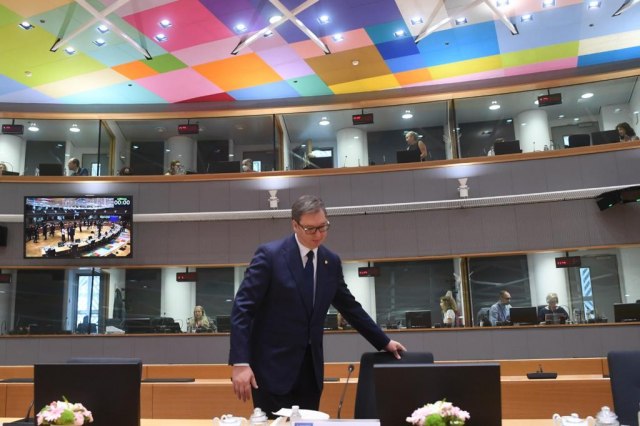 Vučić: Borićemo se za evropsku budućnost poštujući sebe VIDEO
