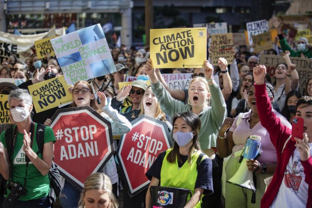 Demonstracije u Sidneju zbog klimatskih promena; uhapšeno 11 osoba