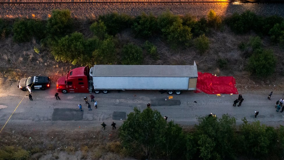 Amerika, Meksiko i migranti: Meksiko krivi graniènu politiku Amerike za smrt najmanje 50 migranata u napuštenom kamionu