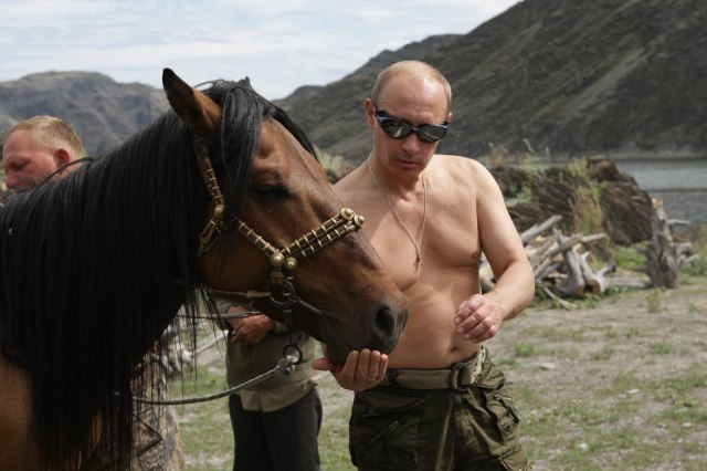 Ne smeju Putinu na crtu?; 