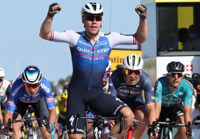 Jakobsen pobednik druge etape Tur d'Fransa