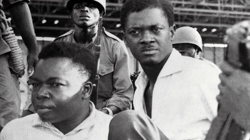 Patris Lumumba (desno) i njrgov saradnik Džozef Okito (levo) uhapšeni su u decembru 1960. godine/AFP