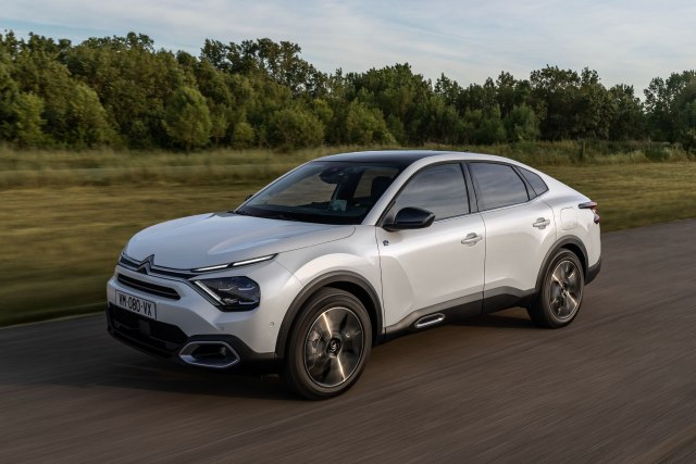 Galerija: Citroen C4 X iz svih uglova