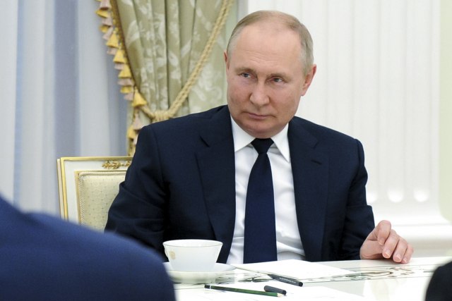 Putin: Znamo kad je počela kriza