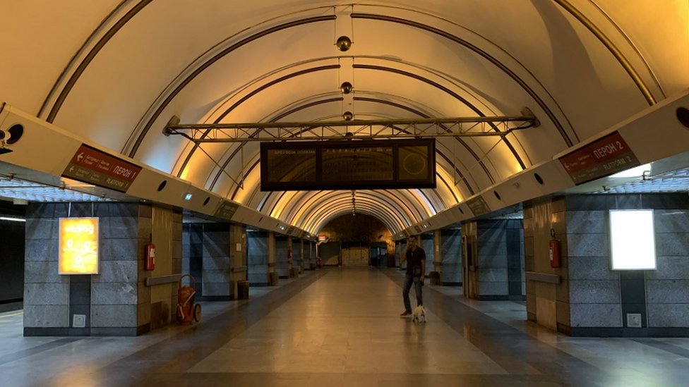 Železnica i Srbija: Podzemna stanica Vukov spomenik u Beogradu od velelepnog do gotovo pustog objekta