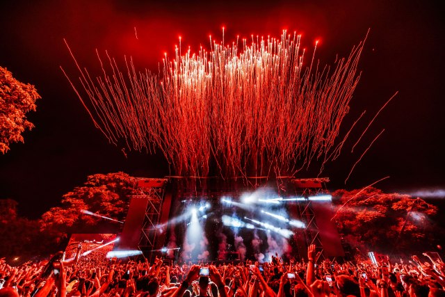 Spektakularna noć u Novom Sadu: 42.000 ljudi na Tvrđavi uživalo u EXIT magiji