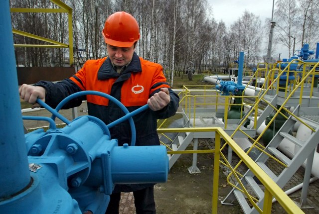 Rusija blokira kazahstansku naftu na putu do EU?