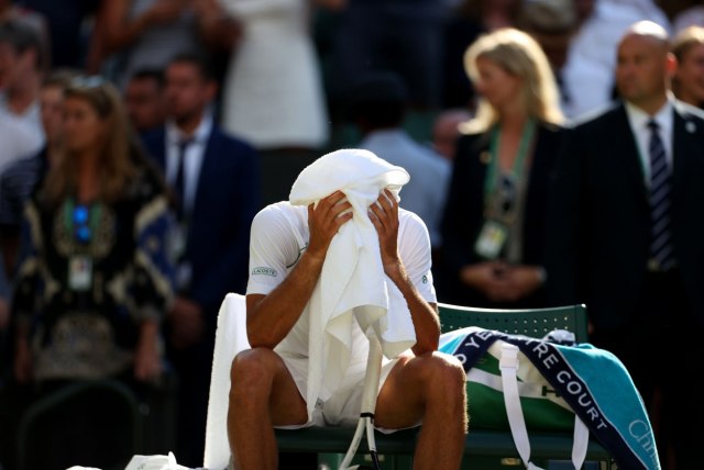Novak objasnio zašto je zaplakao: Sve mi se nakupilo
