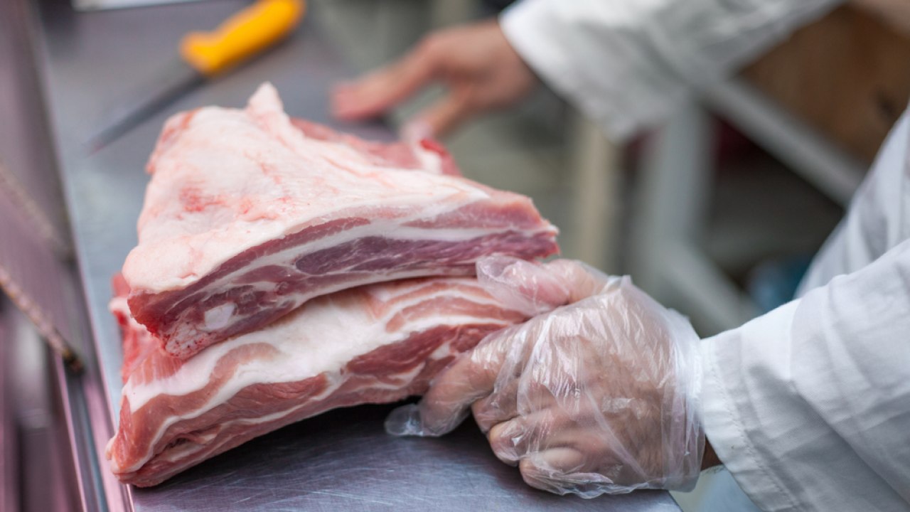 Ograničena cena svinjskog mesa; biće sniženja