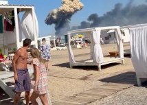 Kupaèi na jednoj od plaža na Krimu tokom eksplozija/BBC