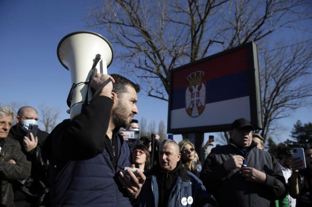Konzervativni pokret Naši objavio: Manojlović zastupa interese stranog uticaja u Srbiji?