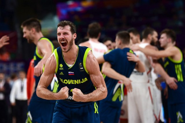 Sumrak u jugoslovenskom finalu (2017)