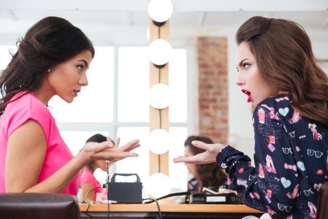 Prijatelj koji se meša u emotivni život Vaga biće opomenut; Strelčevi moraju da pregrme burnu reakciju saradnika... Kakav je vaš PETAK?