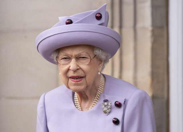 Velika Britanija u strahu za kraljicu Elizabetu: Otkazano