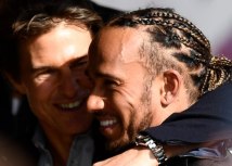 Tom Kruz je navijao za Luisa Hamiltona tokom trke za Veliku nagradu Britanije u julu 2022./Getty Images
