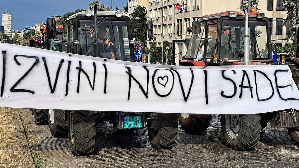 Srbija, poljoprivreda i protesti: Poljoprivrednici postigli dogovor sa Vladom, traktori se povlaèe sa ulica