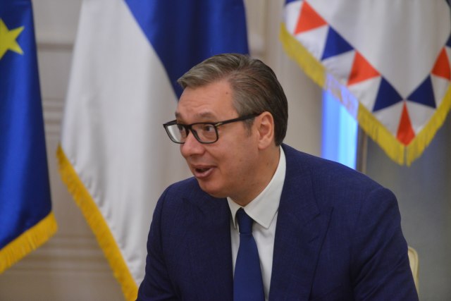 Predsednik Vučić ugostio sportiste iz kampa 