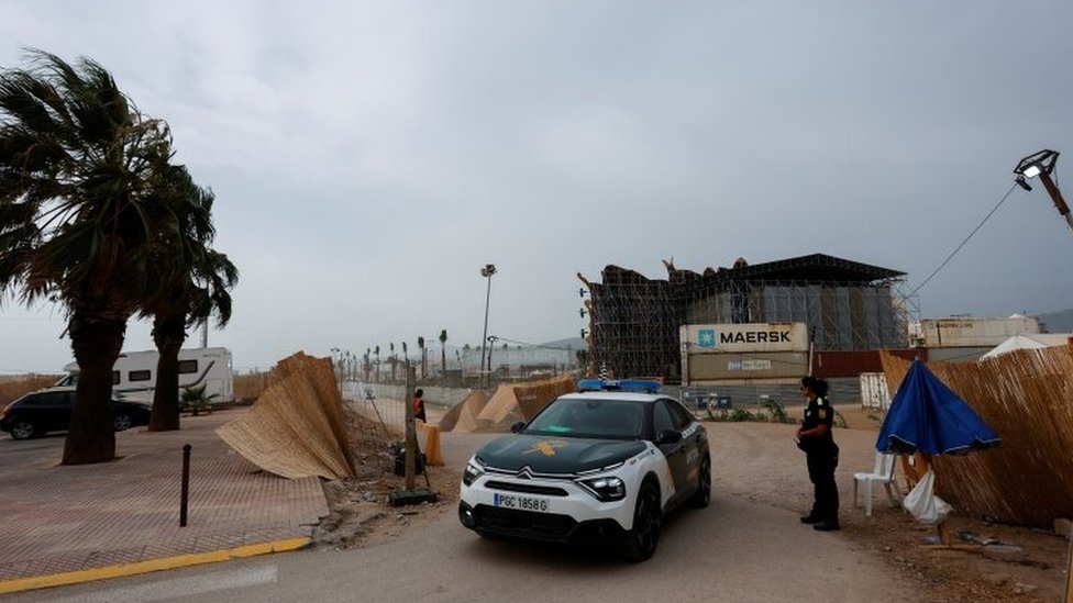 Španska policija na mestu nesreæe/Reuters