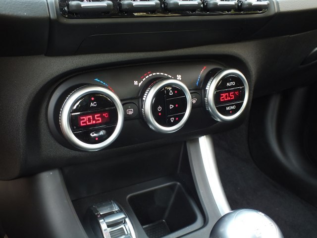 Klima u autu – problemi, uzroci, rešenja