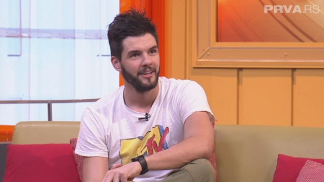 Kako zvezda Igre sudbine, Stevan Piale uživa na moru sa porodicom: Ponosni otac rastopio srca fanova fotografijom sa ćerkom  (FOTO)