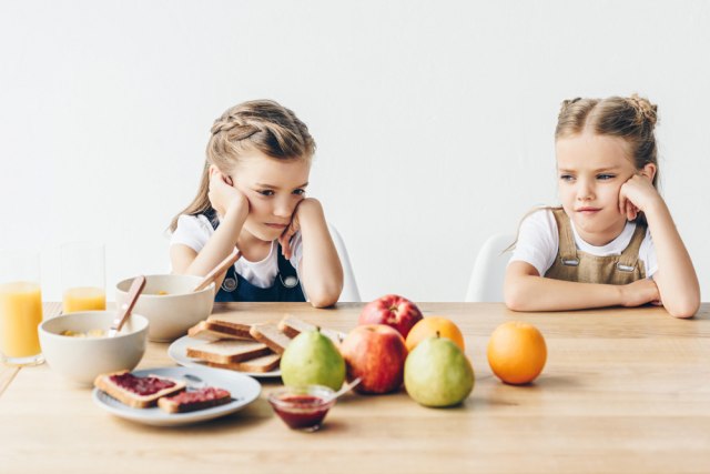 Deca koja preskaču doručak sklonija su poremećajima u ponašanju, kaže studija
